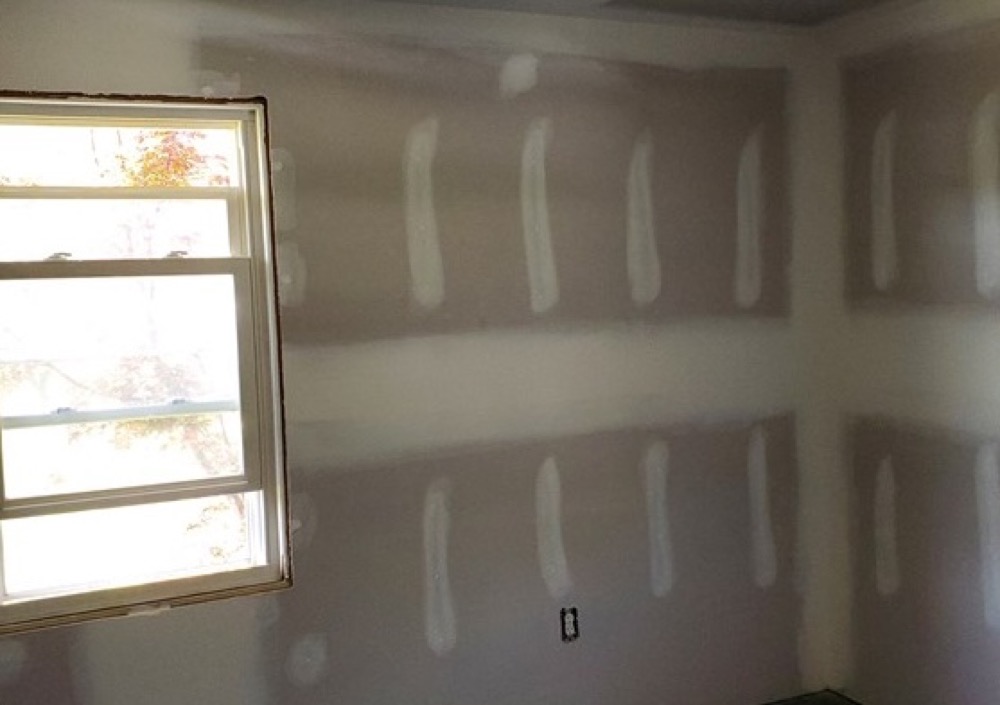 How Seasonal Weather Changes Affect Drywall in Spartanburg Homes