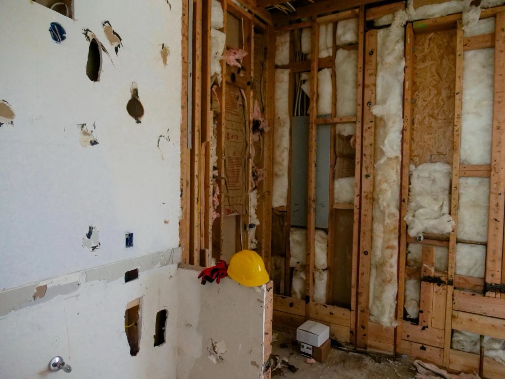 The Most Common Drywall Issues in Older South Carolina Homes